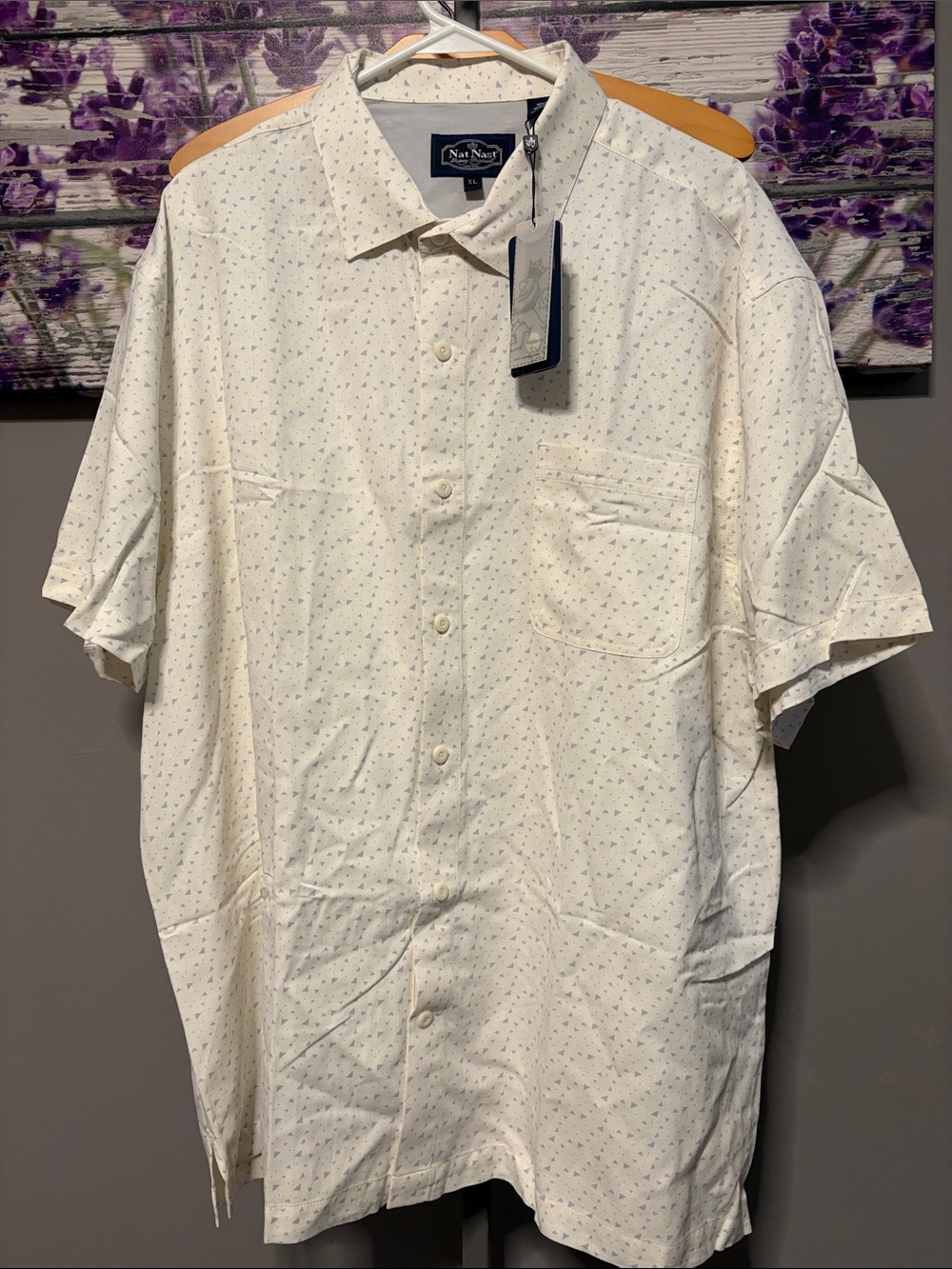 Nat Nast Men’s Short Sleeve Button-Up Shirt in Cream with Triangle Print NWT
